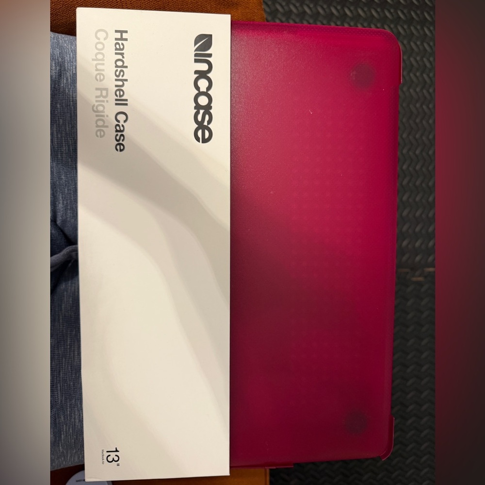 Incase Hardshell Case - Pink